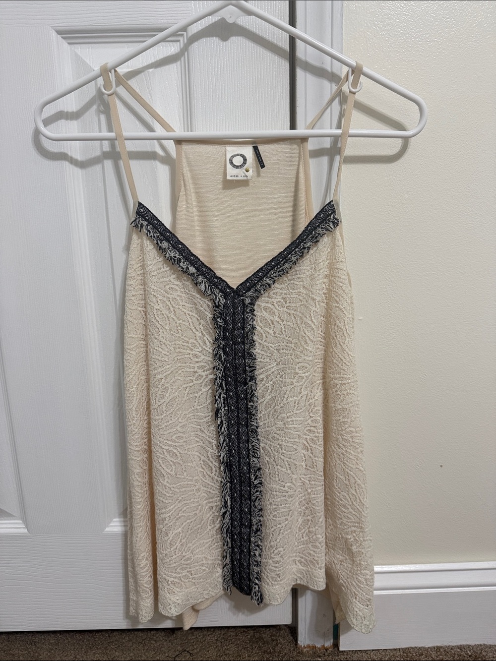 Beige Lace Tank Top with Black Trim — Stylish Layering Camisole